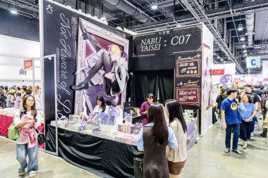 2025 yılında QSNCC 'de düzenlenen Kitap Fuarı' nda yerel halk ve ziyaretçiler alışveriş yapmaktan ve her türlü etkinliğe katılmaktan zevk alır. Bangkok, Tayland. - 13 Ekim 2025.