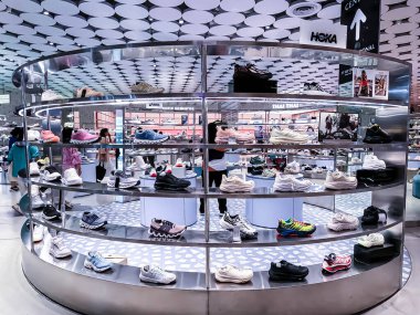 Central Chidlom 78. yıldönümünde 24-28 Ekim tarihlerinde gerçekleşen çiçek fuarı. Bangkok, Tayland. - 24 Ekim 2025.