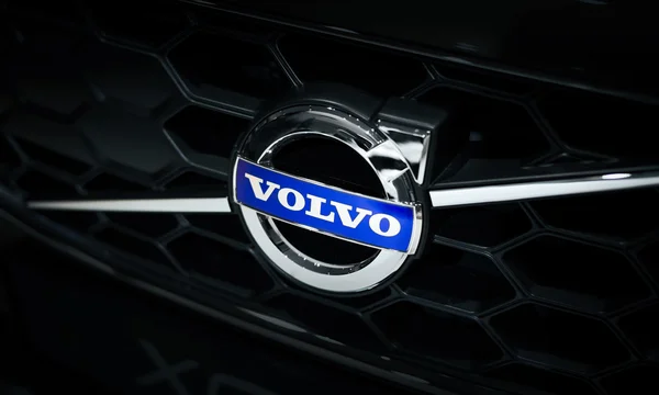 Эмблема логотипа Volvo — стоковое фото