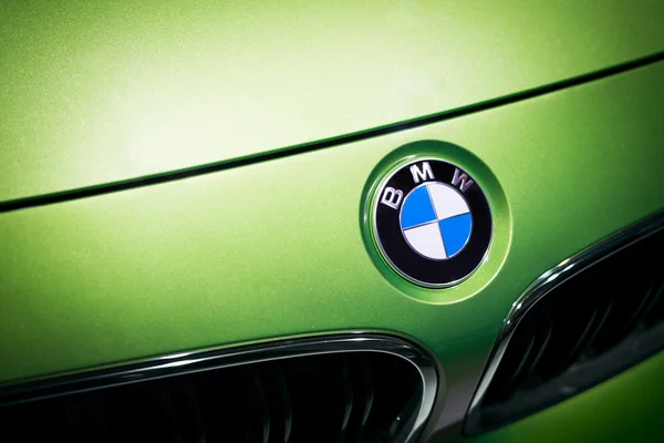 BMW emblem on a car — Stock Photo, Image