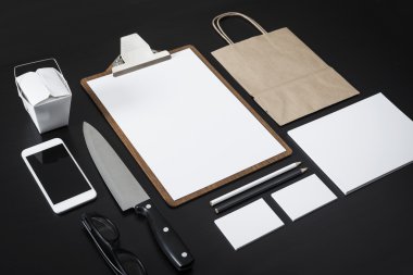 Restoran Antetli Kağıt tasarımı mockup