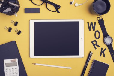 Tablet kahraman başlığı
