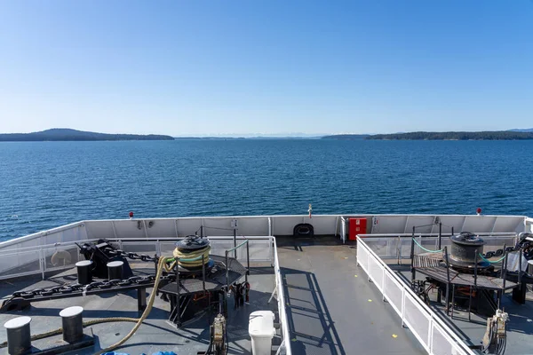 Британская Колумбия, Канада - прибл. 14 2021: BC Ferries, палуба парома. — стоковое фото