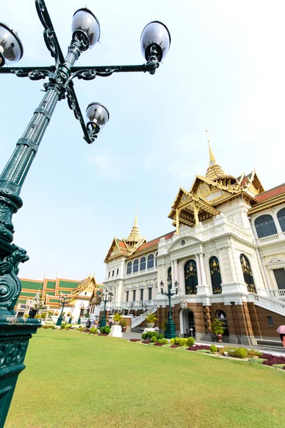 El Gran Palacio en el templo del Buda Esmeralda, Bangkok, Tailandia — Foto de Stock