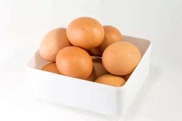 鸡蛋在白色的盒子 — 图库照片