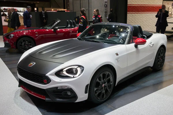 Fiat Abarth 124 Spider mobil — Stok Foto