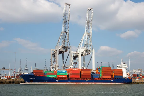 Porto do navio contentor — Fotografia de Stock