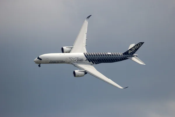 Airbus A350 XWB — Foto de Stock