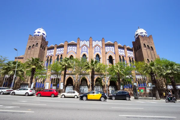 Монументальна Plaza de Barcelona — стокове фото