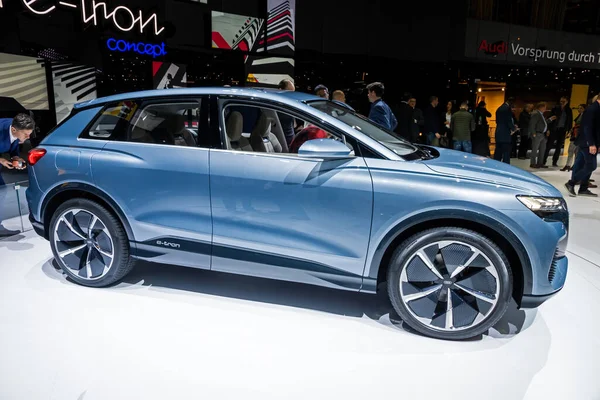 Audi Tron Carro Suv Elétrico 89Th Geneva International Motor Show — Fotografia de Stock