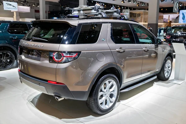 Land Rover Discovery Suv Presentó Salón Del Automóvil Bruselas Expo — Foto de Stock
