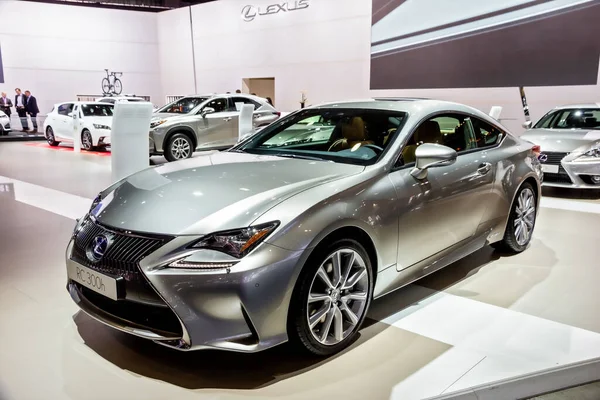 Lexus 300H Auto Auf Der Brüsseler Expo Autosalon Motorshow Vorgestellt — Stockfoto