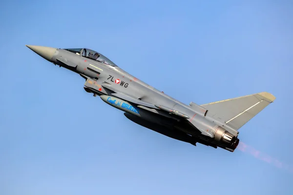 Rakouský Stíhací Letoun Eurofighter Typhoon Vzlétající Letecké Základny Kleine Brogel — Stock fotografie