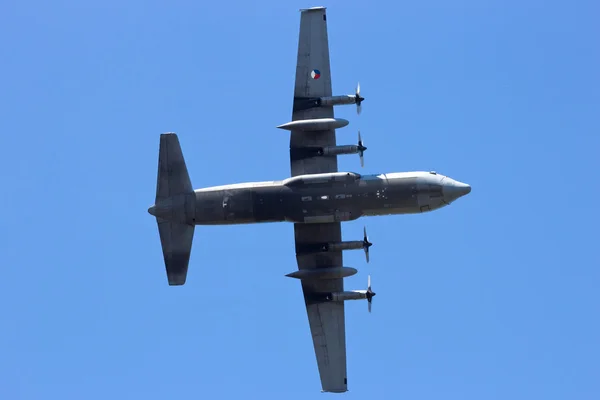 Nederländska air force c-130 hercules — Stockfoto