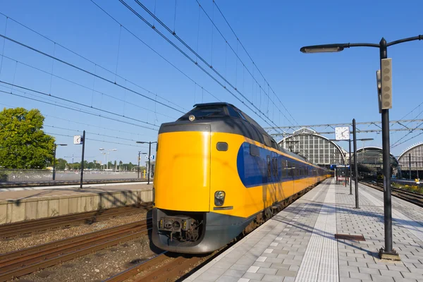 Train Amsterdam CS — Stock Photo, Image