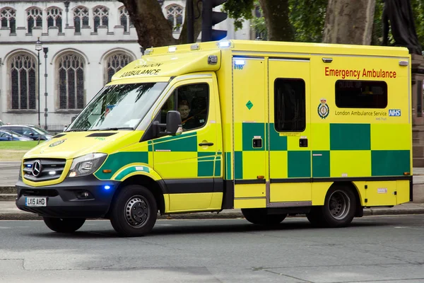 Londen ambulance — Stockfoto