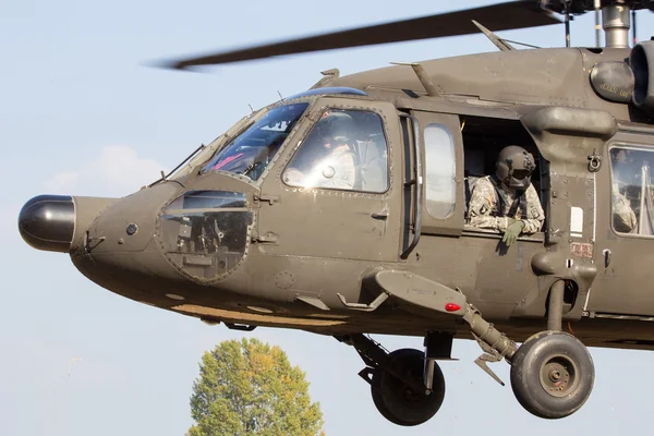 Hubschrauber vom Typ Blackhawk — Stockfoto