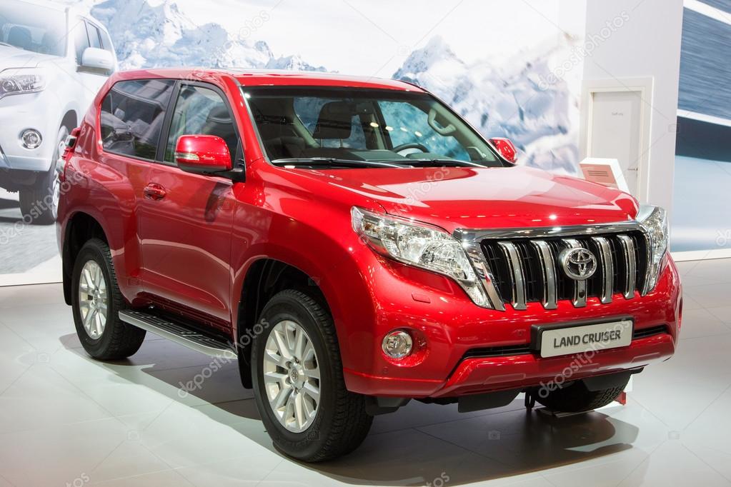 Toyota Land Cruiser 200 – Стоковое Редакционное Фото © Foto-VDW.