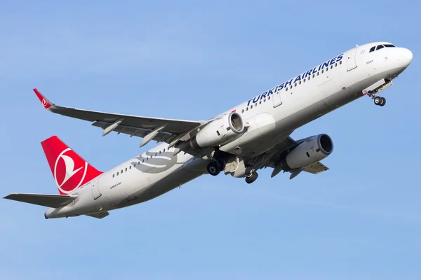 Turkish Airlines Airbus A321-231 (Wl) — Foto de Stock