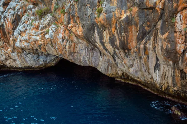 Голубая Лагуна Камни Вокруг Средиземном Море Турции Алания — стоковое фото