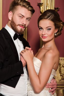 Yeni evliler lüks bir iç