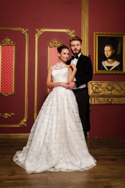 Yeni evliler lüks bir iç