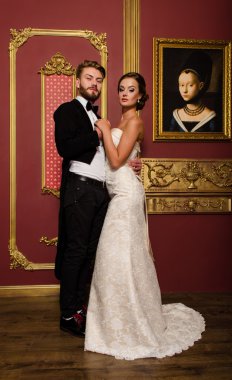 Yeni evliler lüks bir iç