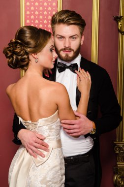 Yeni evliler lüks bir iç