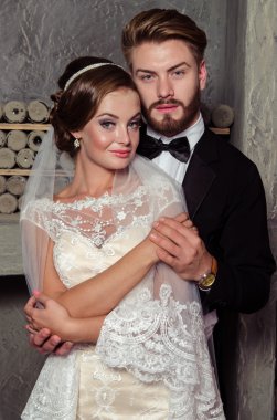 Oda mutlu yeni evliler