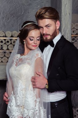 Oda mutlu yeni evliler