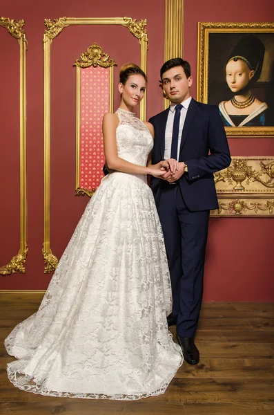 Yeni evliler lüks bir iç