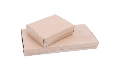 beyaz izole karton kutu.