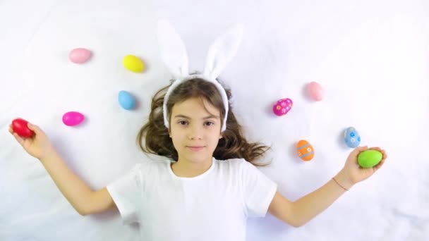 Дитяча Концепція Щасливого Великодня Яйцями Вибірковий Фокус Хлопчик — стокове відео