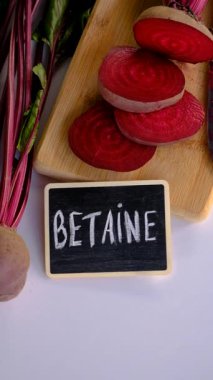 Pancar masada betaine içerir. Seçici odaklanma. yiyecek.