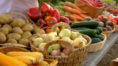 Sebze pazarında. Seçici odaklanma. Yiyecek..