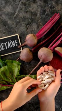 Pancar masada betaine içerir. Seçici odaklanma. yiyecek.