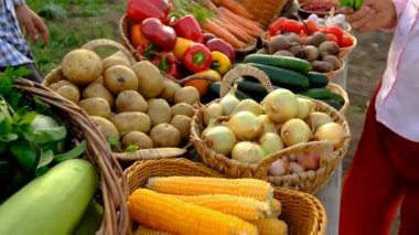 Sebze pazarında. Seçici odaklanma. Yiyecek..