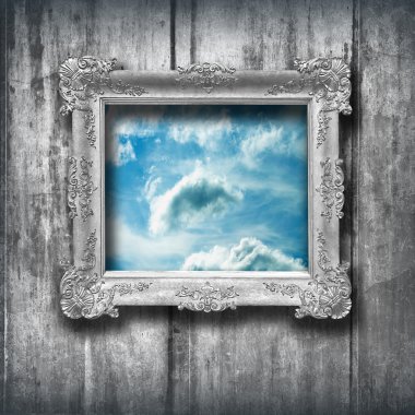 Siyah ve beyaz arka plan mavi gökyüzü ile