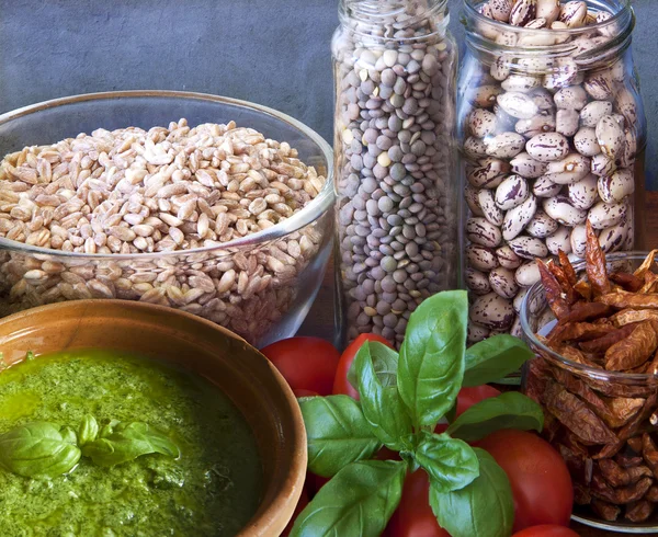 Vegan gıda, sebze ve baklagiller