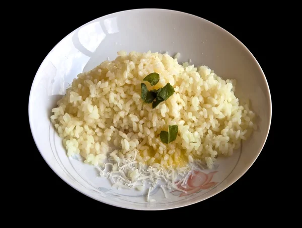 Tereyağı pirinç adaçayı ve parmisan ile