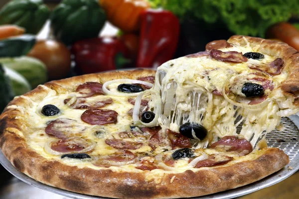 Pizza alimentos frescos — Foto de Stock