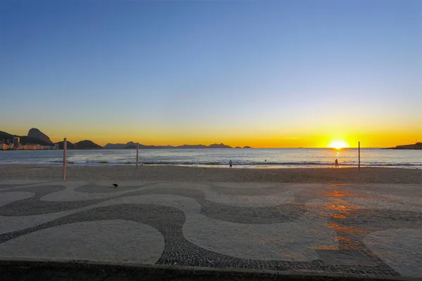 Даун Пляже Копакабана Главном Туристическом Месте Рио Жанейро — стоковое фото