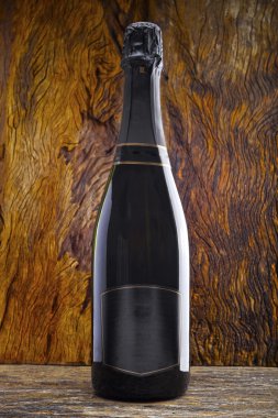 Şarap şampanya izole