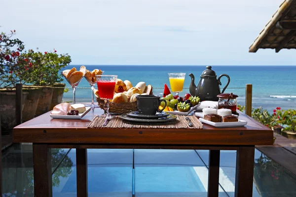 Breakfast  with fruits, buns and  juices — Stock Fotó