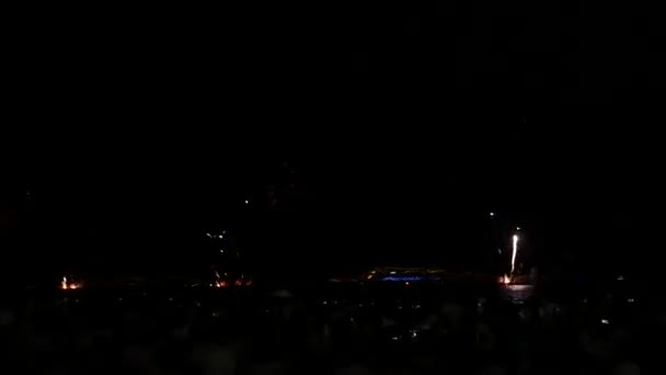 Spectacular fireworks display at Copacabana beach — Stock Video