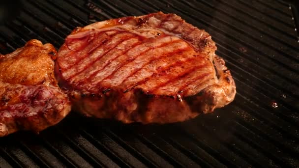 Grilled beef steak — Stock Video