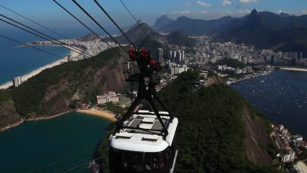 Sugar Loaf Mountain cable car — Stock Video