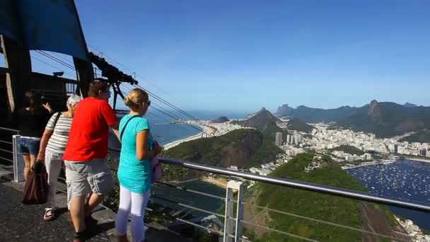 Sugar Loaf Mountain cable car — Stock Video