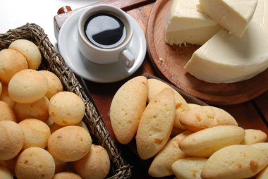 Brezilyalı peynirli çörekler