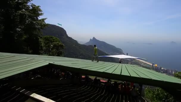 Para-glidare i Rio de Janeiro, Brasilien — Stockvideo